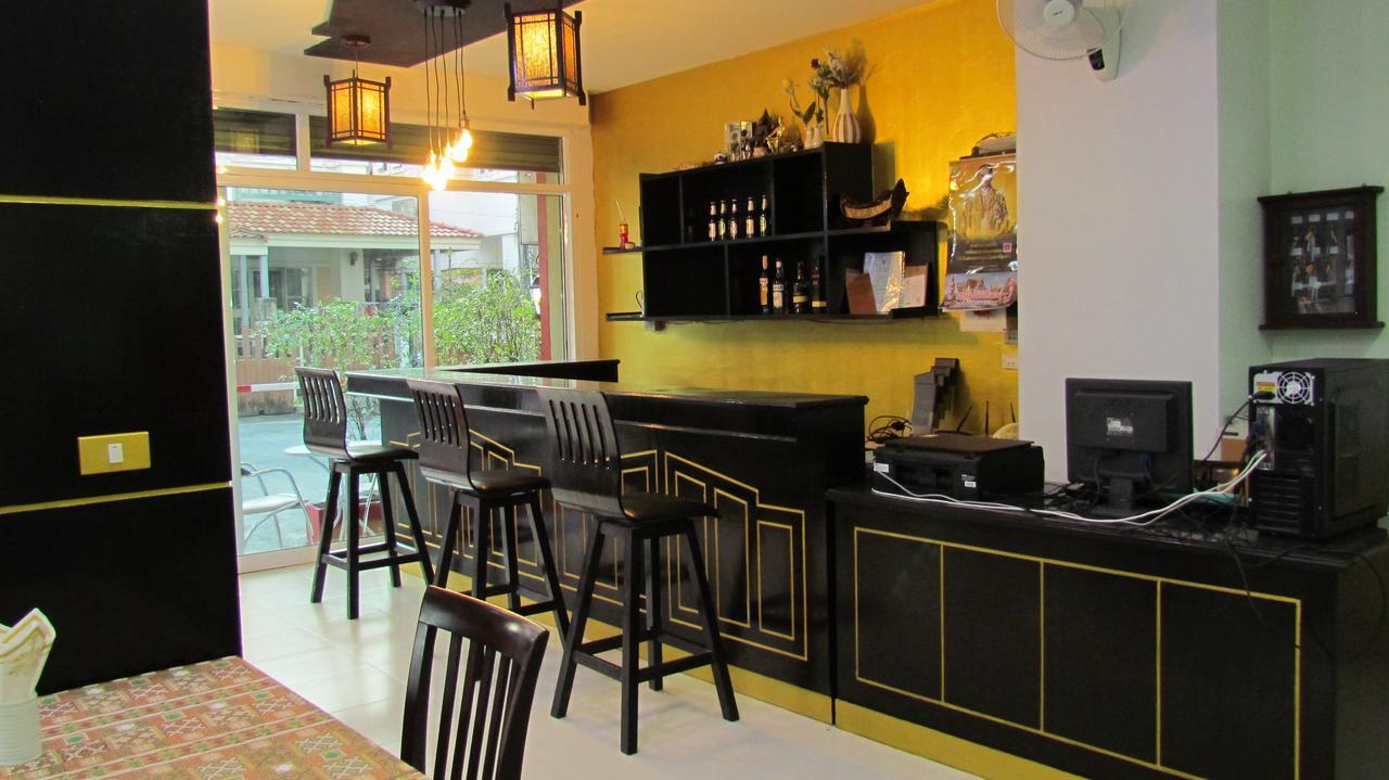 La Piccola Patong Hotel Bagian luar foto
