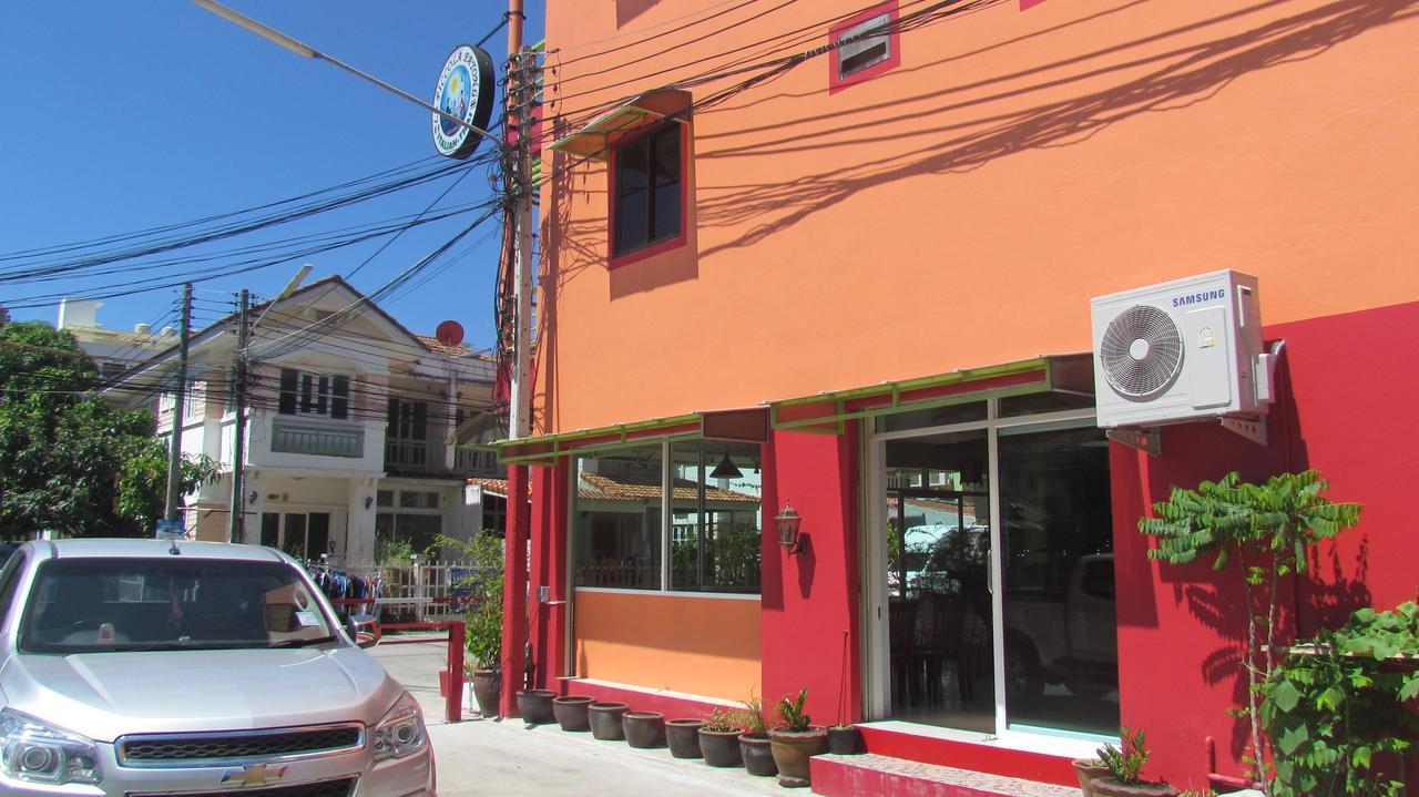 La Piccola Patong Hotel Bagian luar foto